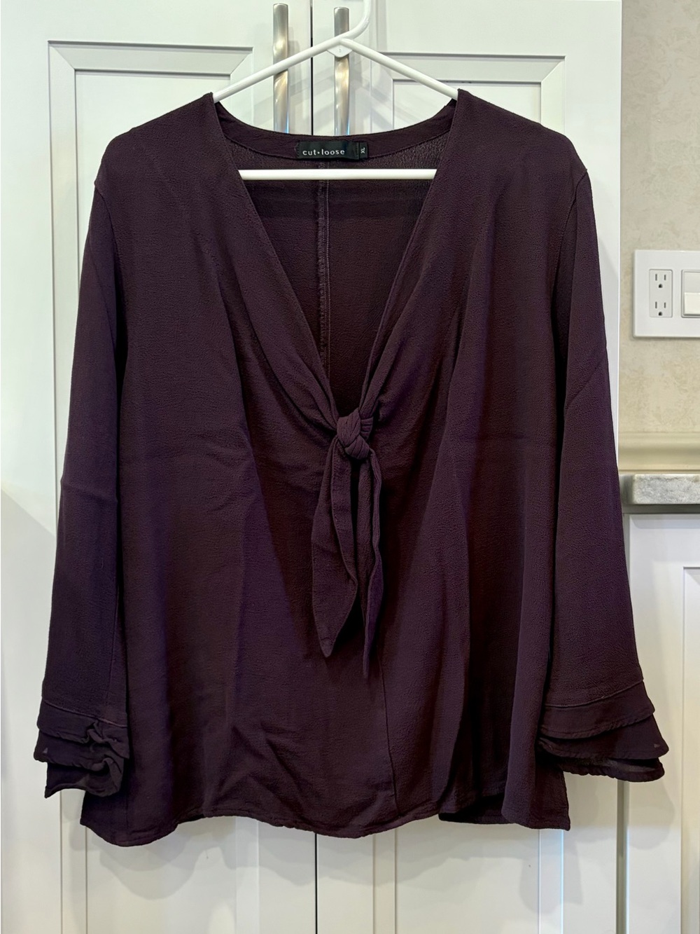 LIKE NEW! 💜 3/4 Sleeve Blouse